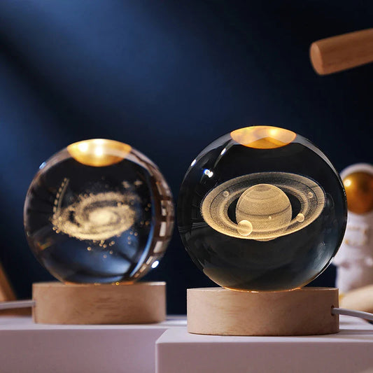 Luminária 3D Bola de Cristal LED 5cm com Base de Madeira